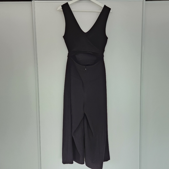 Club Monaco Jumpsuit - Picture 2 of 4